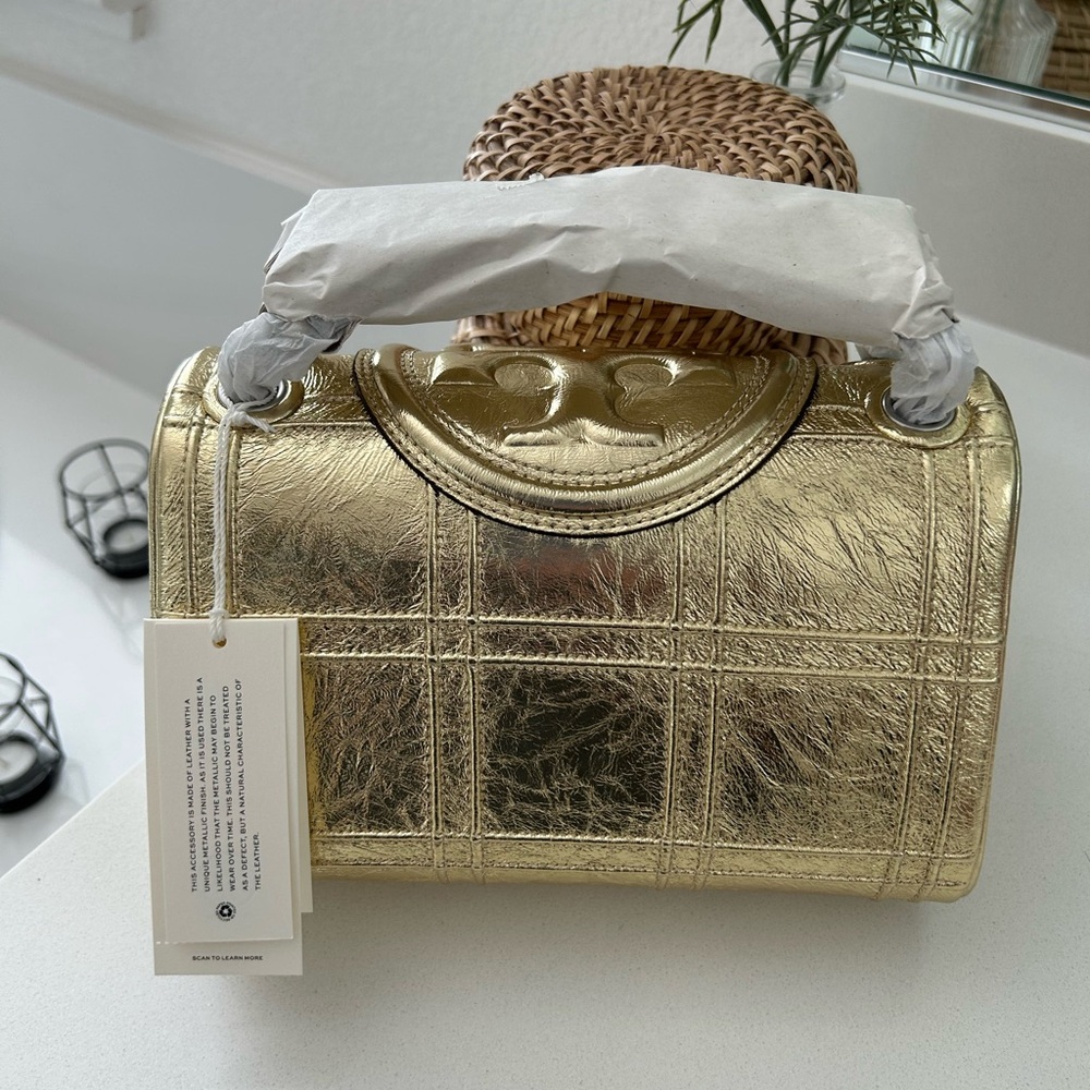 Tory Burch Fleming Metallic Quilt Small Convertible Shoulder Bag NWT - Picture 3 of 5